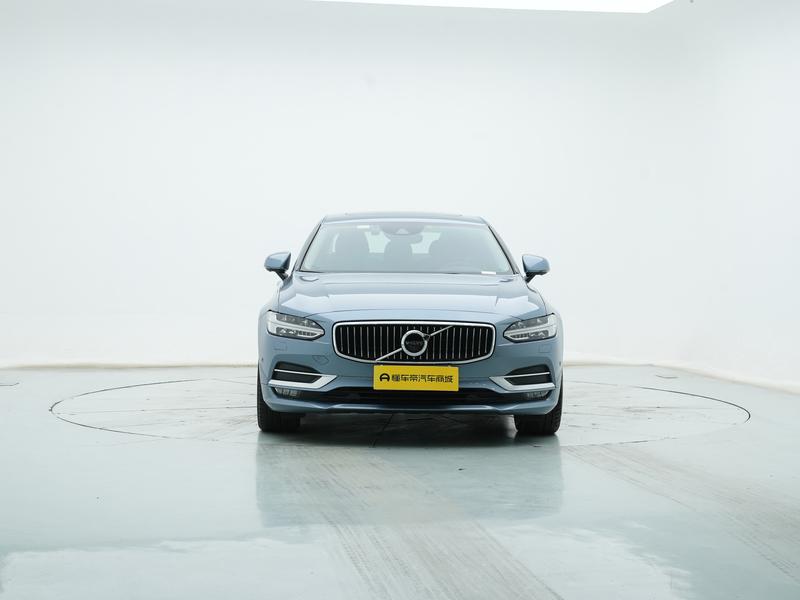 Volvo S90 - фото 1
