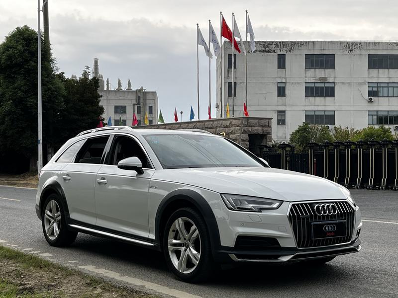 Audi A4 (Import) - фото 2