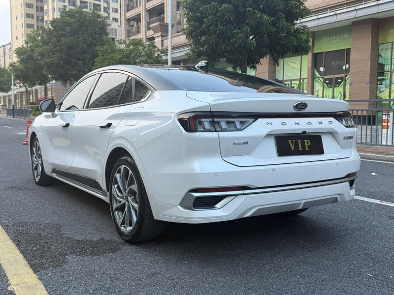 Ford Mondeo - фото 3
