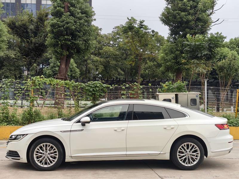 Volkswagen CC - фото 2
