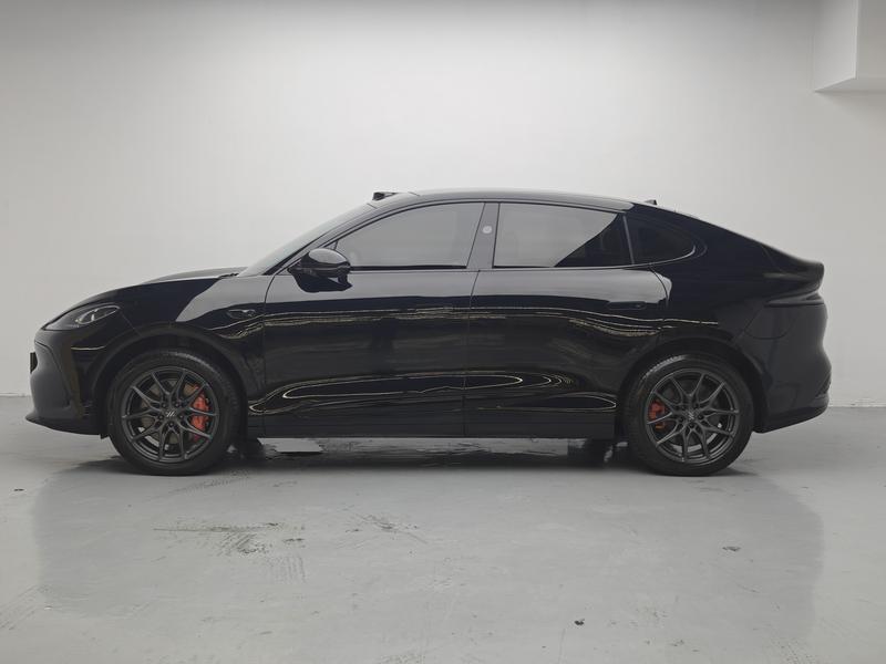 IM Motors LS6 - фото 3