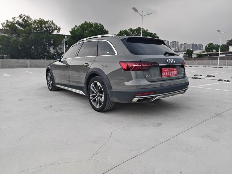 Audi A4 (Import) - фото 4