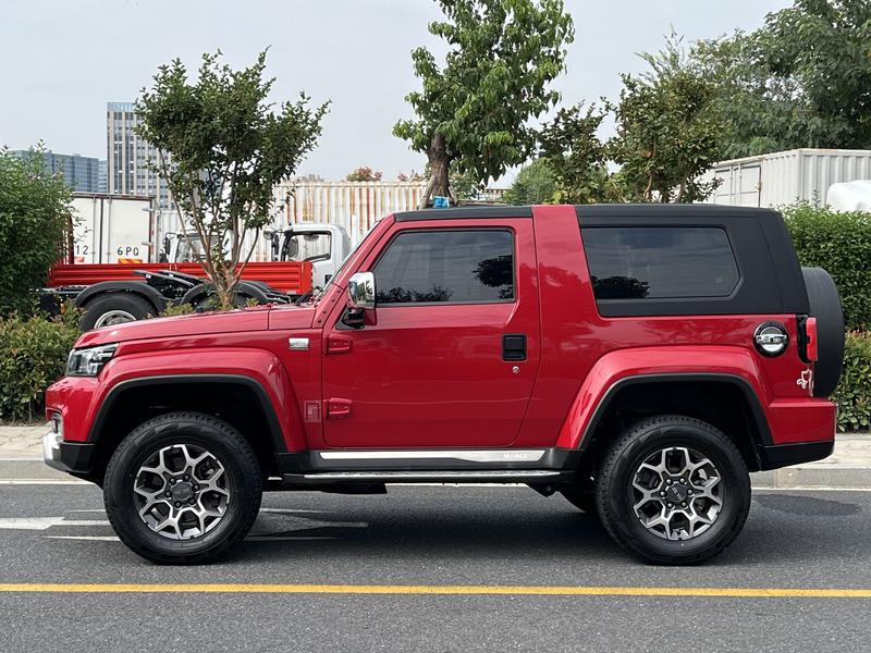 BAIC OFF-ROAD BJ40 - фото 2