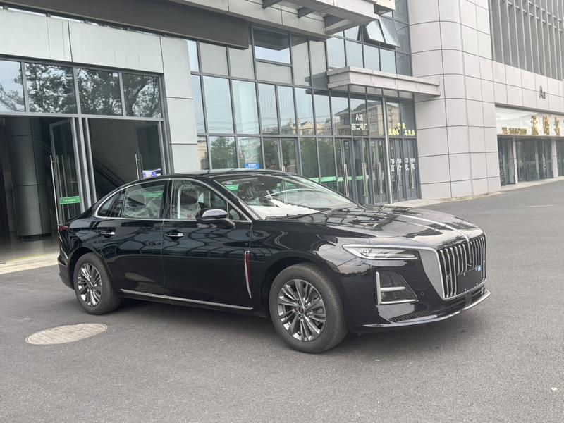 Hongqi H5 - фото 2