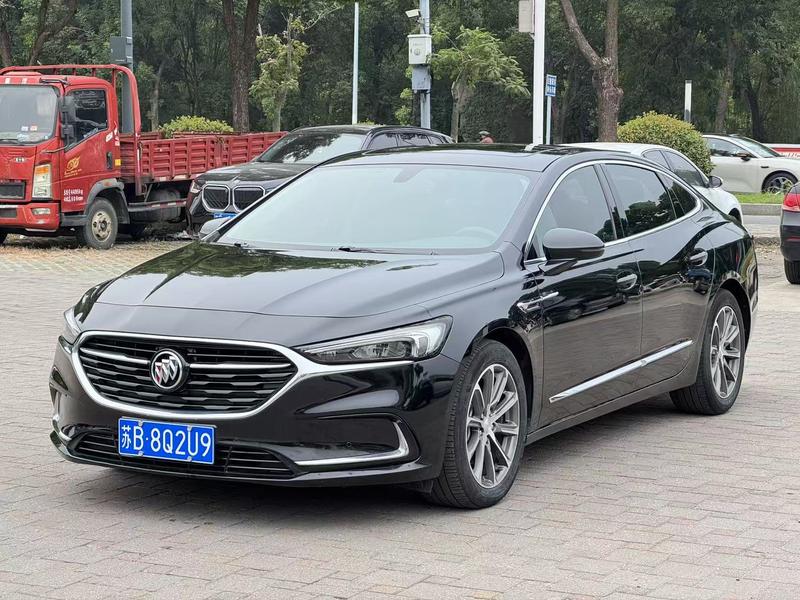 Buick LaCrosse - фото 0