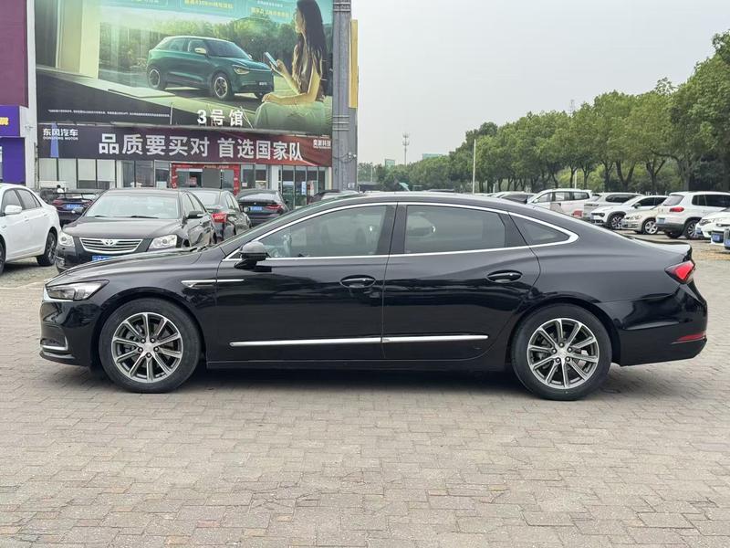 Buick LaCrosse - фото 3