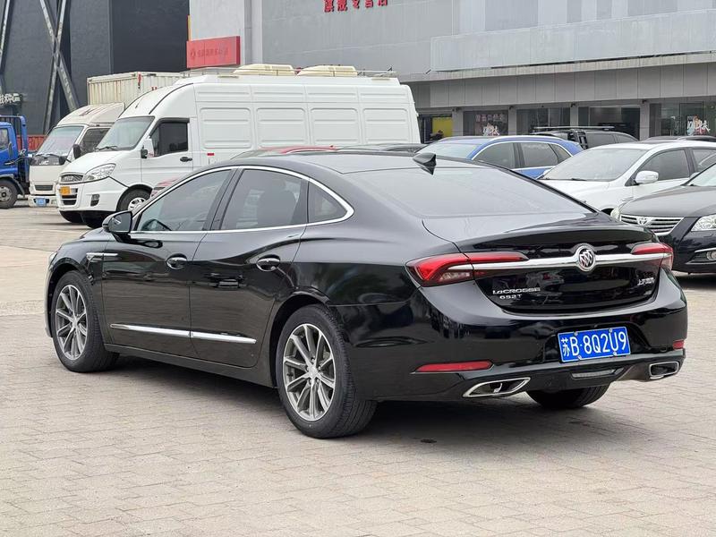 Buick LaCrosse - фото 4