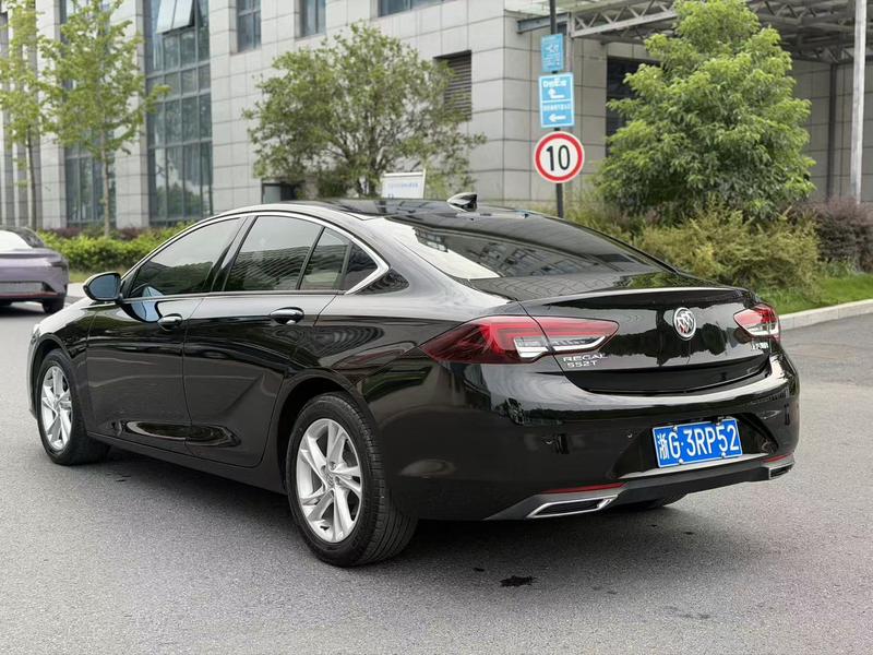Buick Regal - фото 3