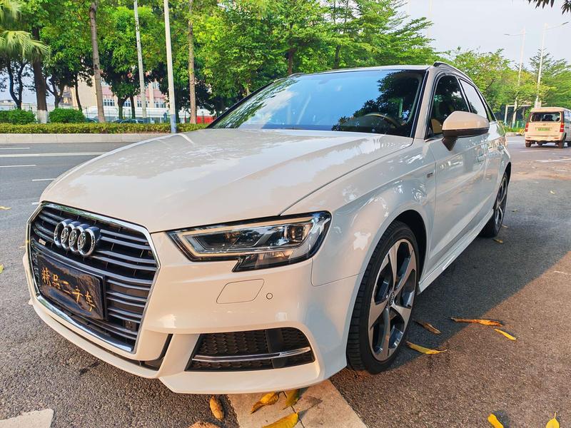 Audi A3 - фото 3