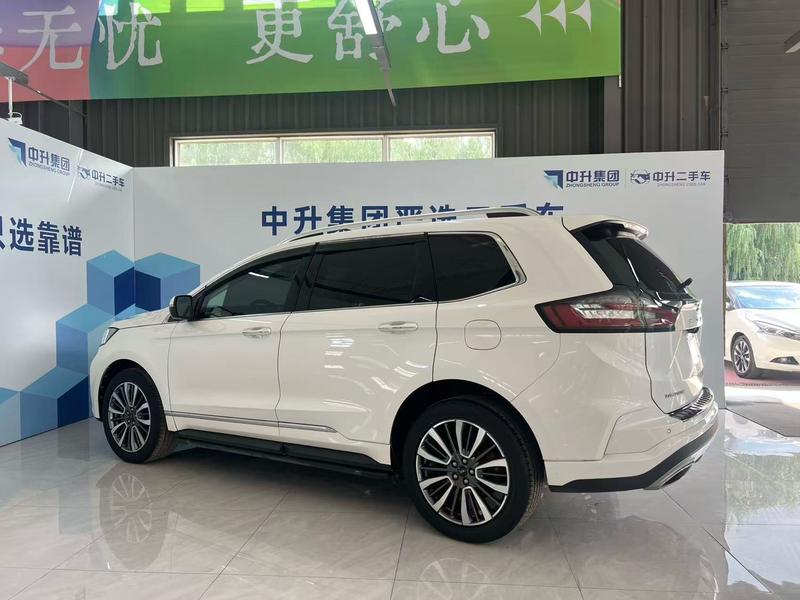 Ford Edge - фото 2