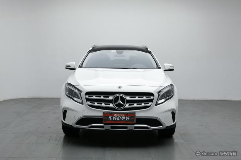 Mercedes-Benz GLA - фото 1
