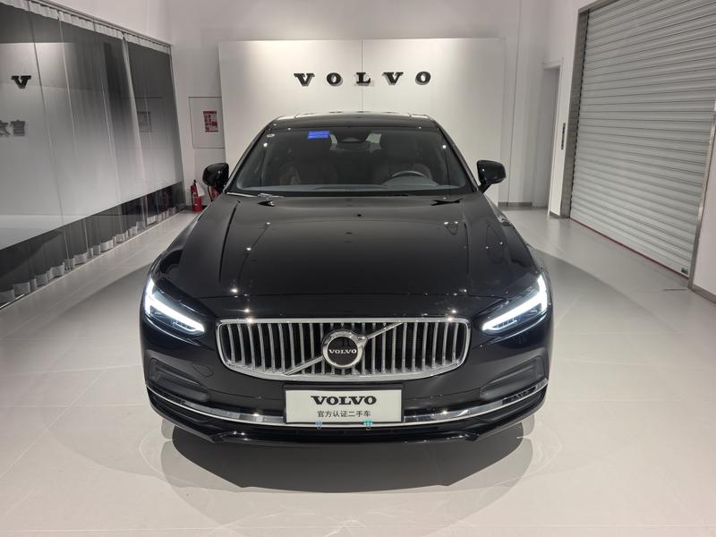 Volvo S90 - фото 1