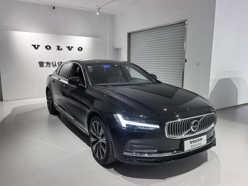 Volvo S90 - фото 2