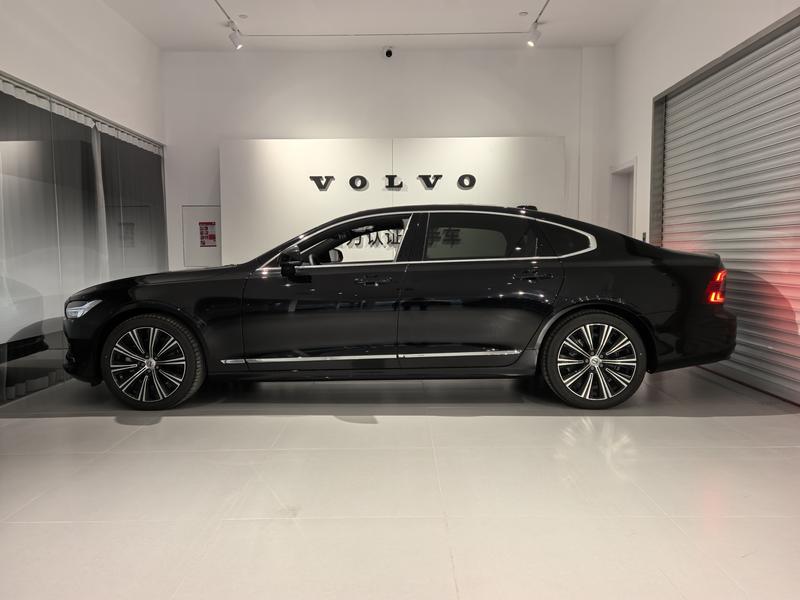 Volvo S90 - фото 3