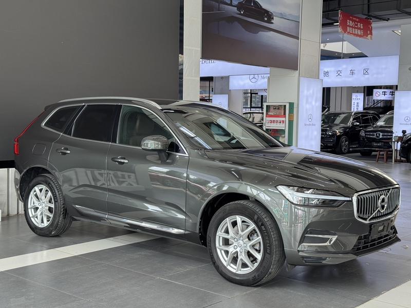 Volvo XC60 - фото 2