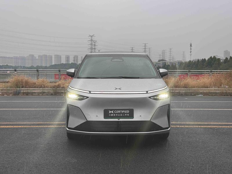XPeng X9 - фото 1