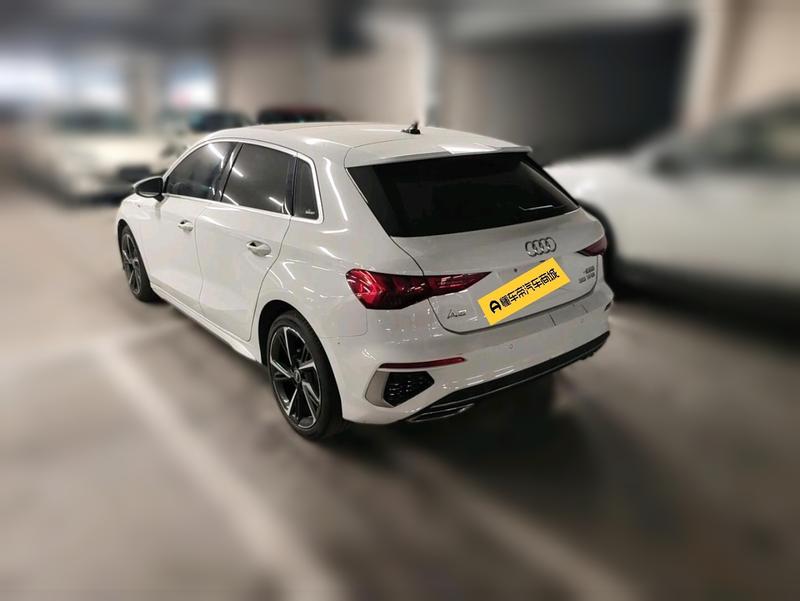 Audi A3 - фото 3
