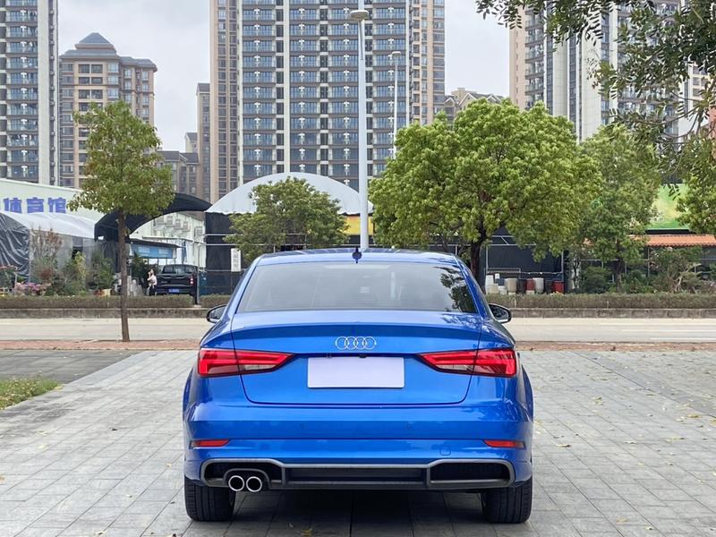 Audi A3 - фото 4