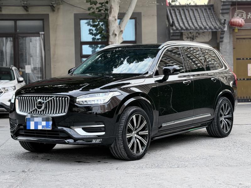 Volvo XC90 - фото 0
