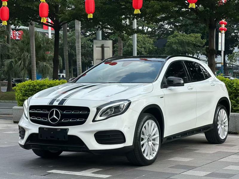 Mercedes-Benz GLA - фото 0