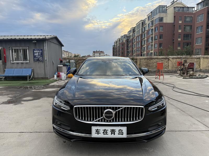 Volvo S90 - фото 1