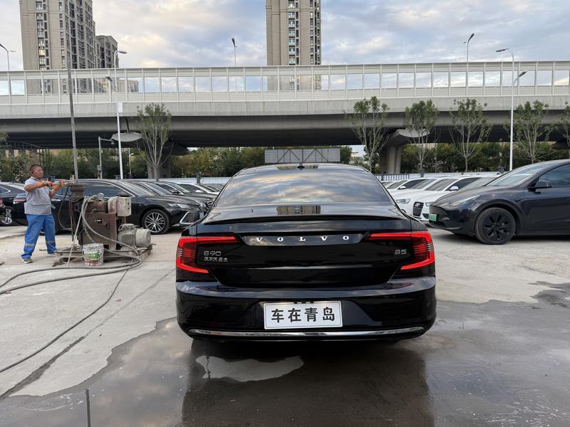 Volvo S90 - фото 2