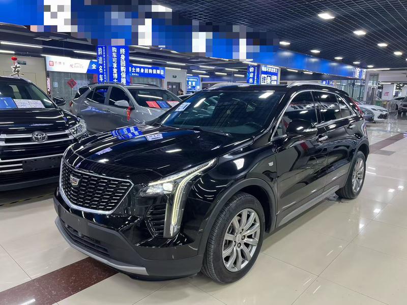 Cadillac XT4 - фото 0
