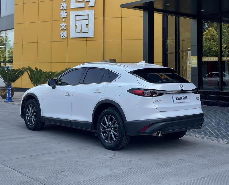Mazda CX-4 - фото 4