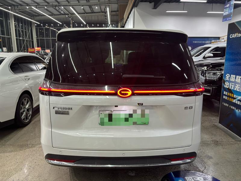GAC Trumpchi E8 PHEV - фото 4