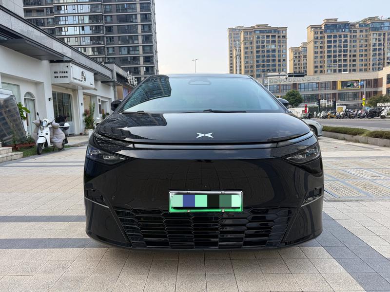 XPeng X9 - фото 1
