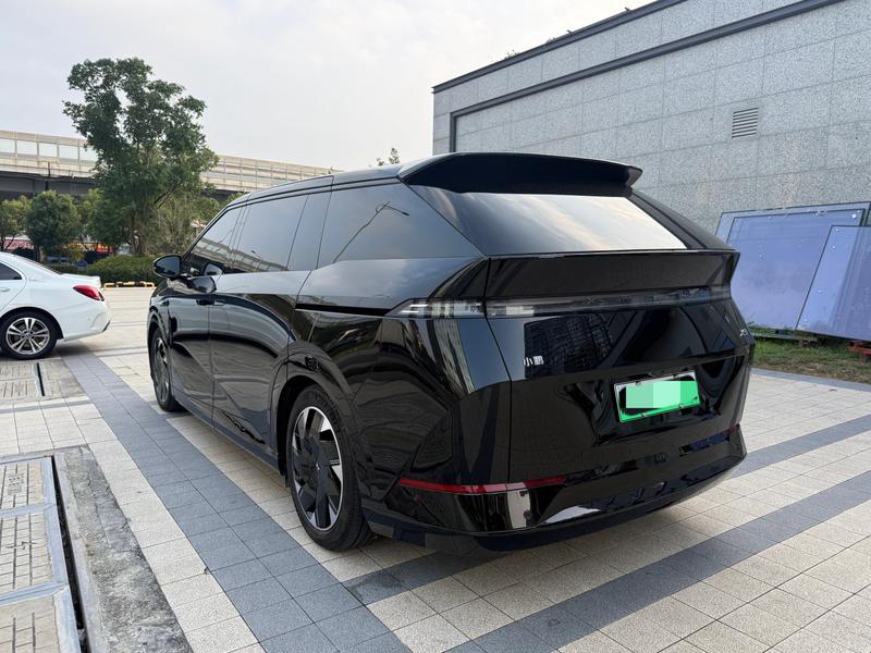 XPeng X9 - фото 4