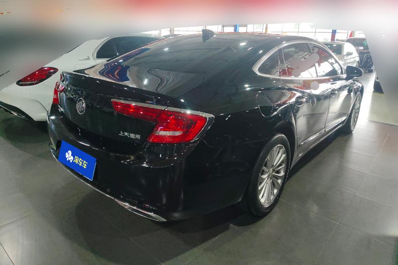 Buick LaCrosse - фото 2