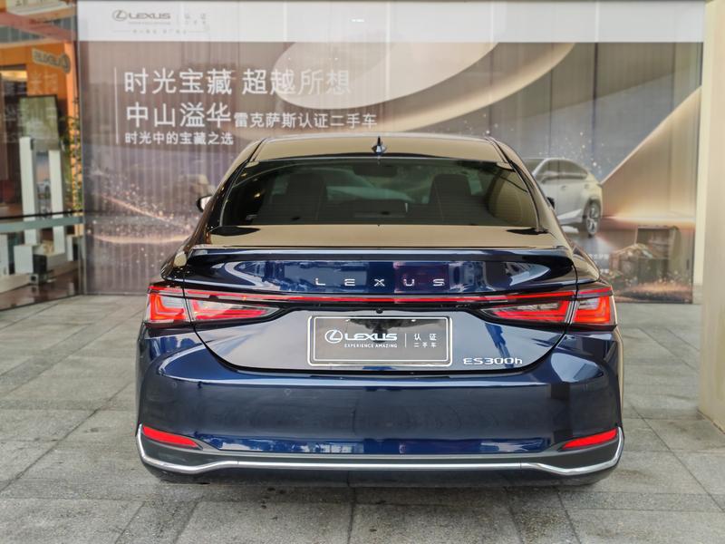 Lexus ES - фото 3