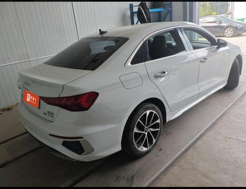 Audi A3 - фото 3
