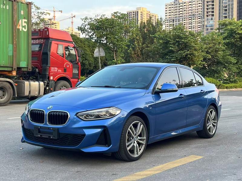 BMW 1-Series - фото 0