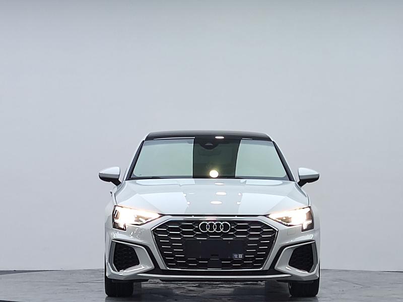 Audi A3 - фото 1