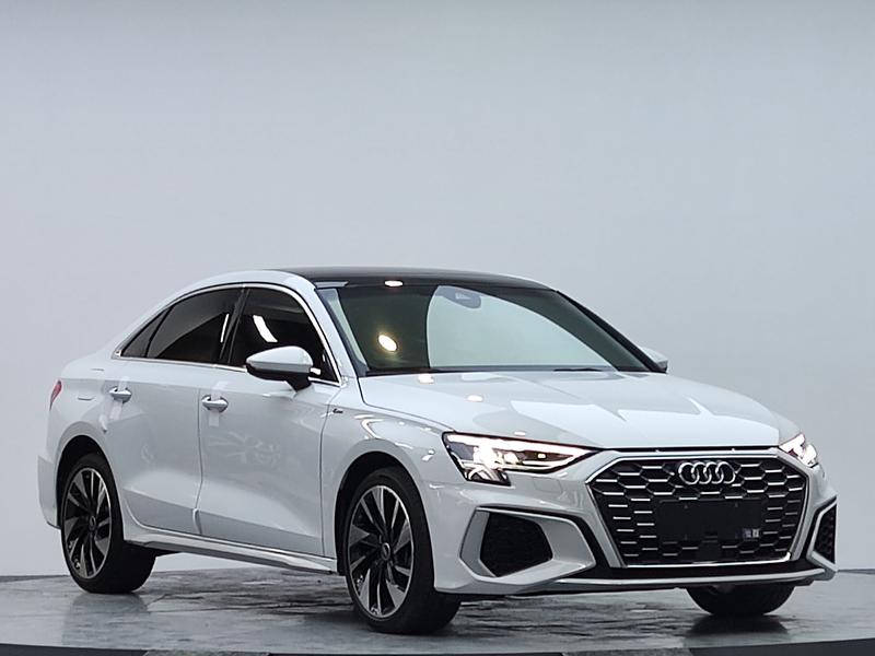 Audi A3 - фото 2