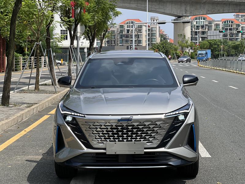 Changan Oshan Z6 iDD - фото 1