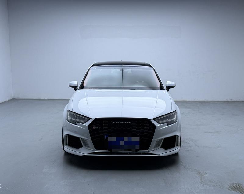 Audi A3 - фото 1
