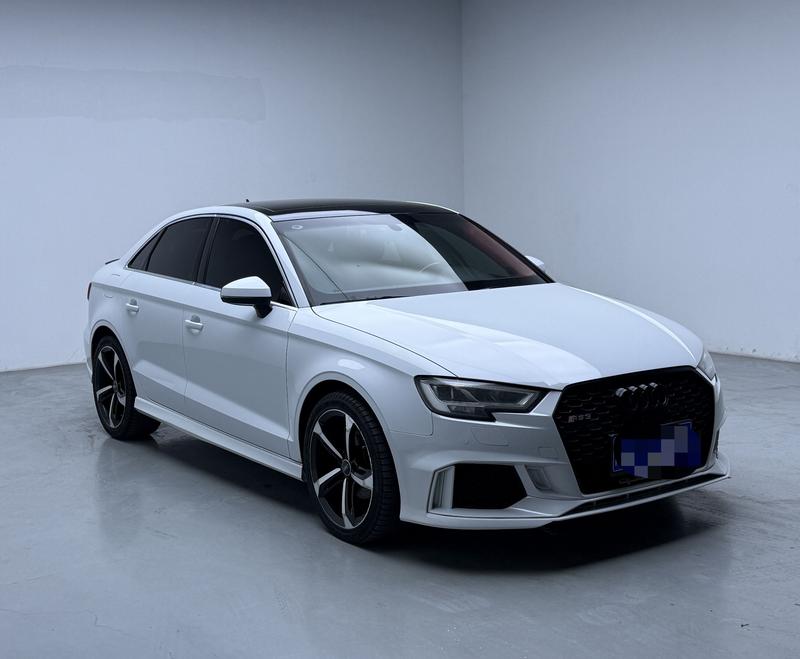 Audi A3 - фото 2