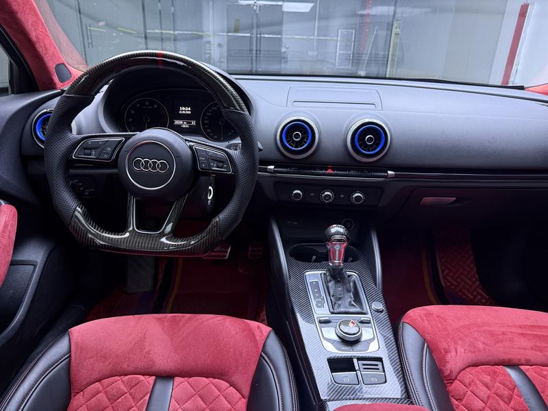 Audi A3 - фото 4