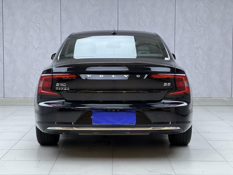 Volvo S90 - фото 4