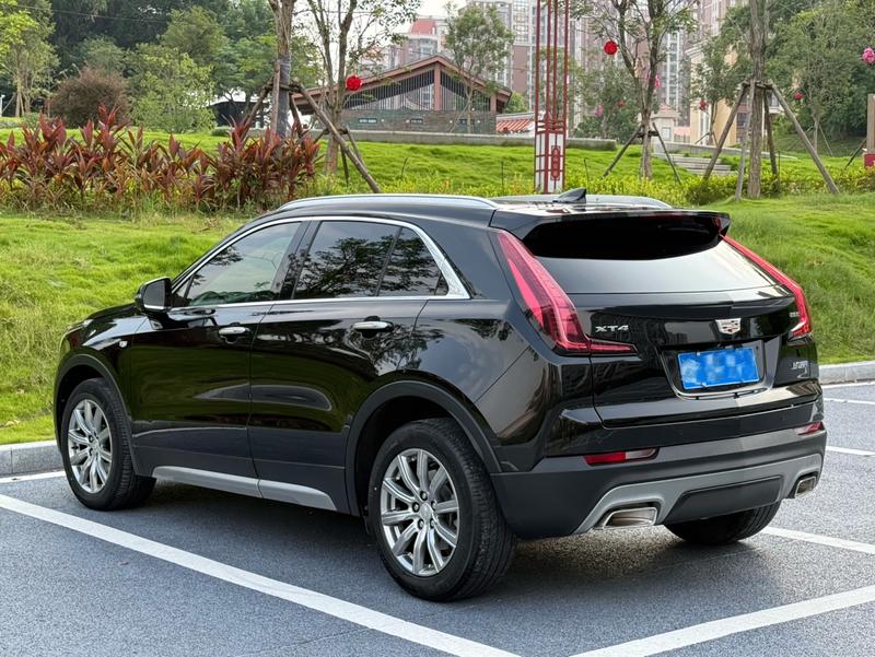 Cadillac XT4 - фото 3