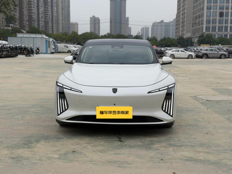 Dongfeng Forthing S7 - фото 1