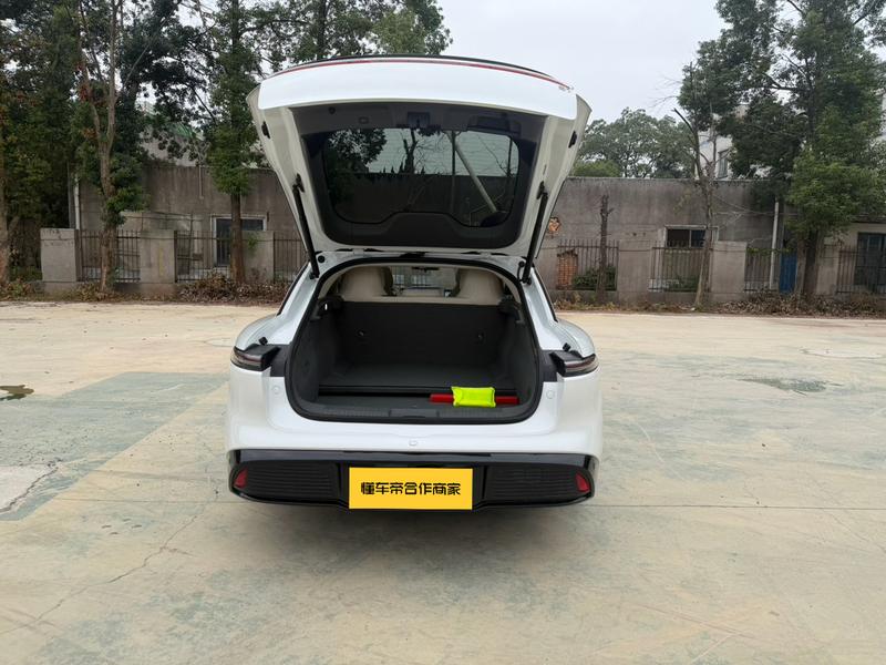 Dongfeng Forthing S7 - фото 4