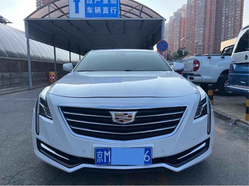 Cadillac CT6 - фото 1