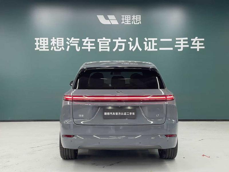 Li Auto L7 - фото 2