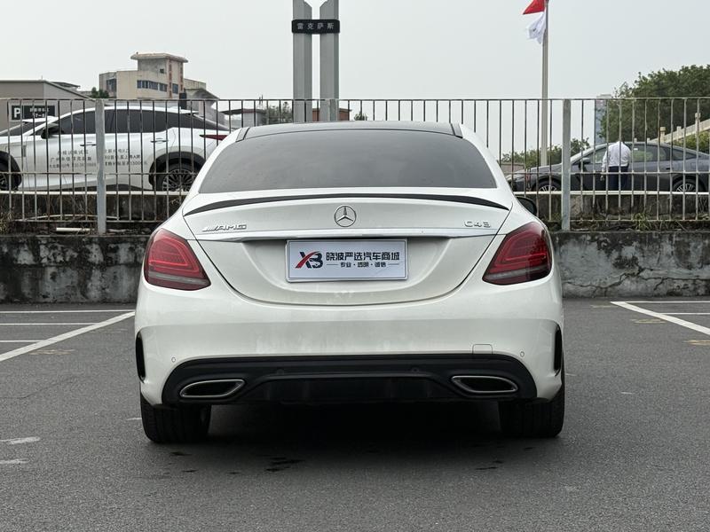 Mercedes-Benz C-Class - фото 4