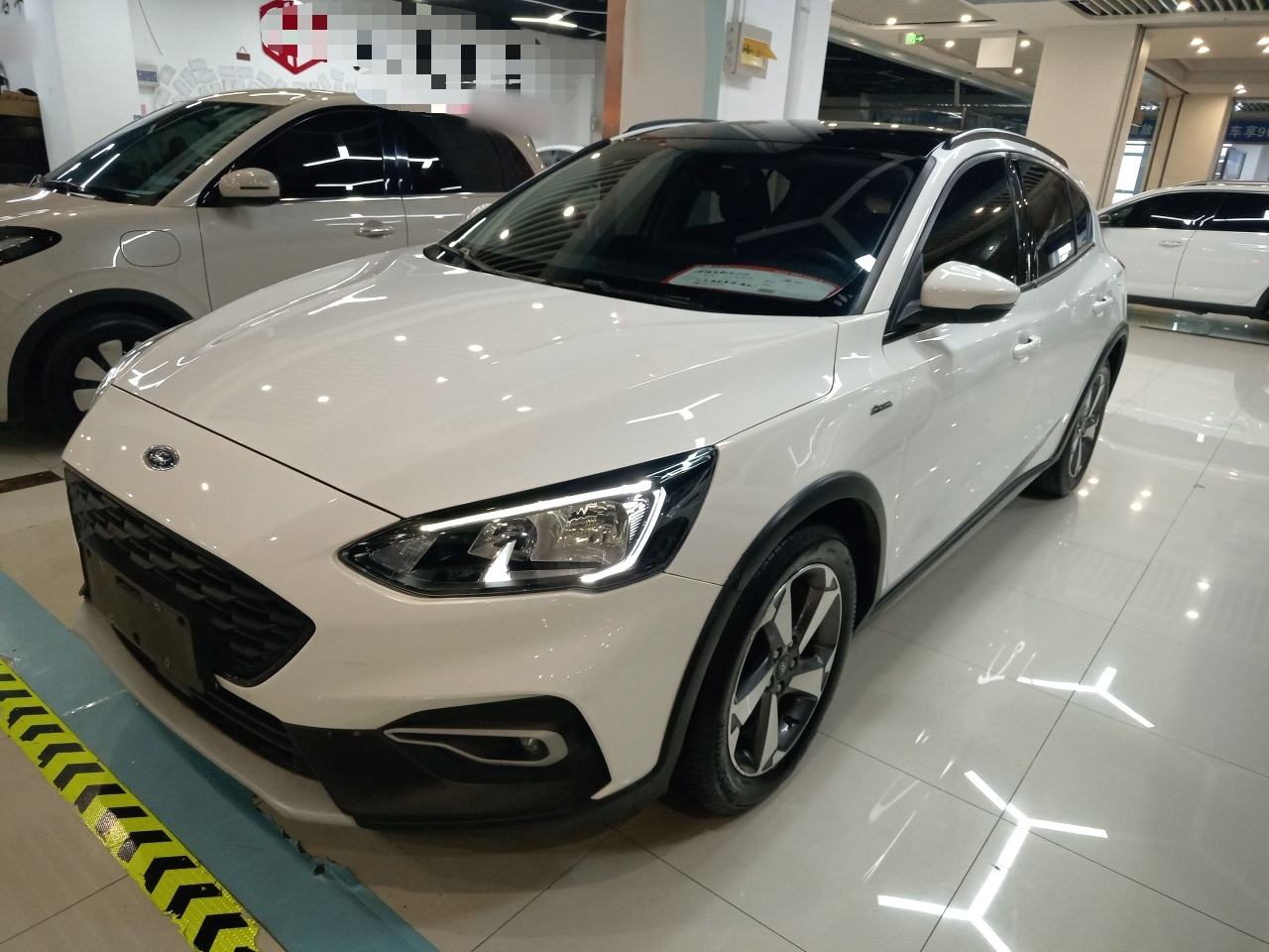 Ford Active - фото 0