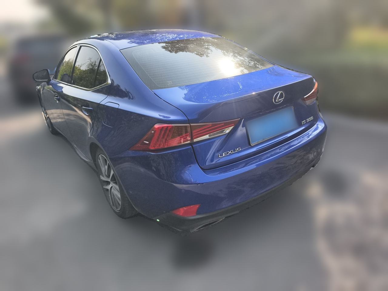 Lexus IS - фото 3